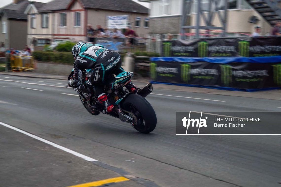 Michael-Dunlop-Honda-superbike-tt-2023-6430-2-tma-H-Fischer