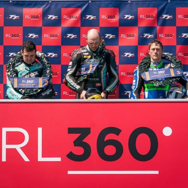 RL360-Superstock-TT-Race-2-4356