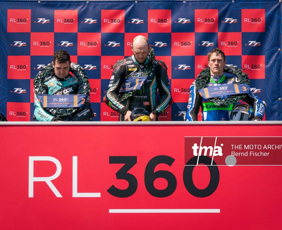 RL360-Superstock-TT-Race-2-4356-tma-H-Fischer