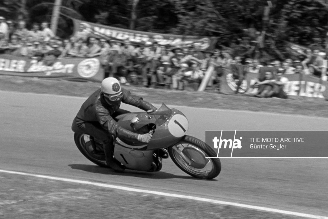 geoff-duke-gilera-500cc-gp-solitude-1954-6353-Bearbeitet-Bearbeitet-tma-H-Geyler-2