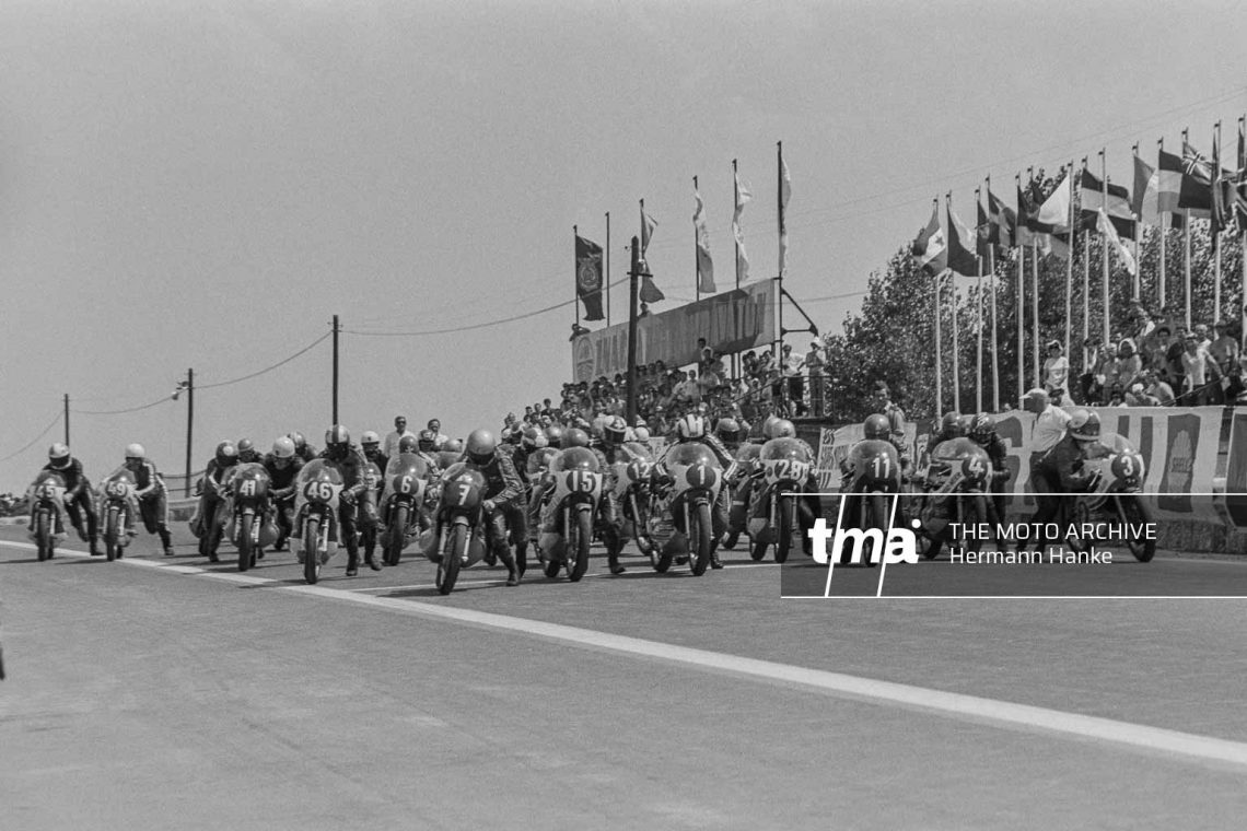 start-250 cc-gp-brno-1972-2